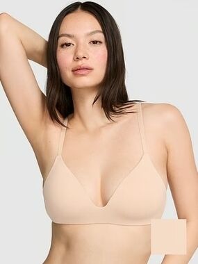 Seamless Nude T-Shirt Bra - Wireless Comfort Pink Brand 32D NWT